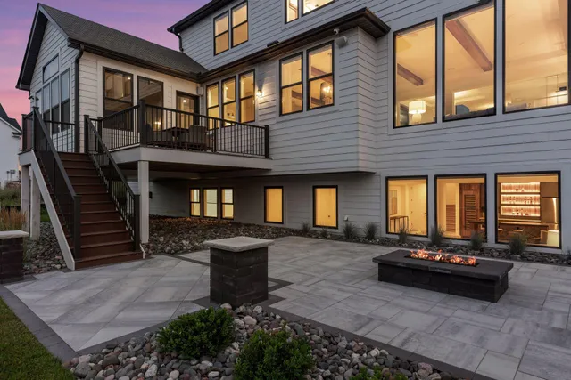 $2,375,000 | 16542 46th Place North, Plymouth, MN 55446