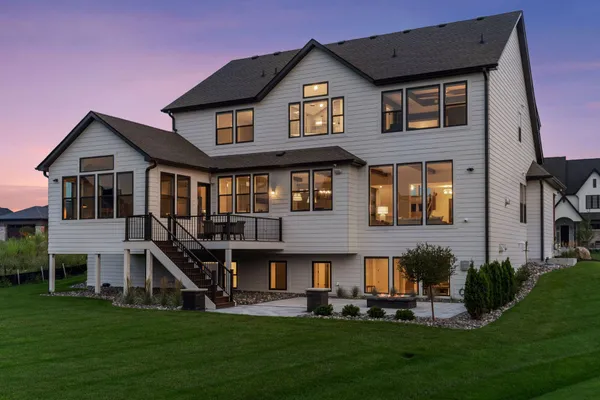 $2,375,000 | 16542 46th Place North, Plymouth, MN 55446