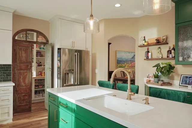 a view of workspace with workspace