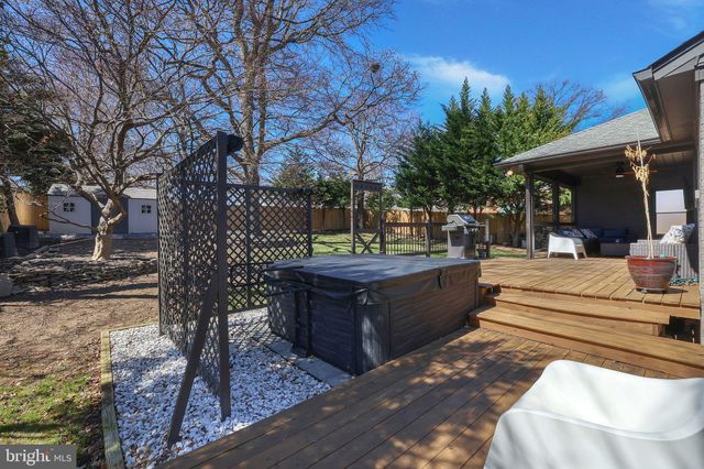 $880,000 | 10706 Glenhaven Drive, Silver Spring, MD 20902