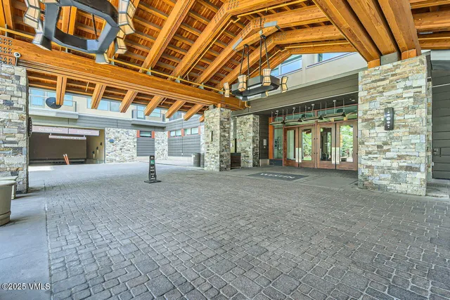 $895,000 | 126 Riverfront Lane, Unit 438, Avon, CO 81620