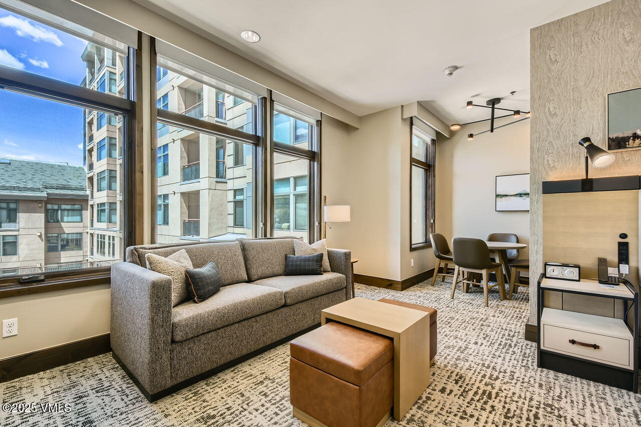 126 Riverfront Lane, Unit 438 Avon, CO 81620 - Photo 4 of 27 126 Riverfront Lane 438 - MLS Sized - 00