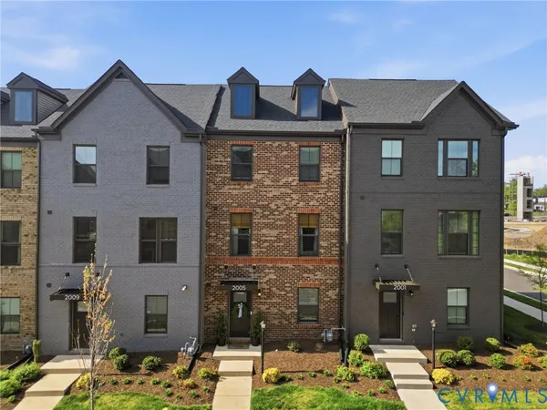 $412,500 | 2005 Tobacco Mill Street, Unit MB, Richmond, VA 23225