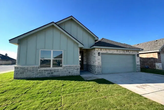 $2,200 | 7001 17th Street, Lubbock, TX 79416