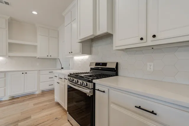 $2,200 | 7001 17th Street, Lubbock, TX 79416