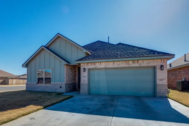 $2,200 | 7001 17th Street, Lubbock, TX 79416
