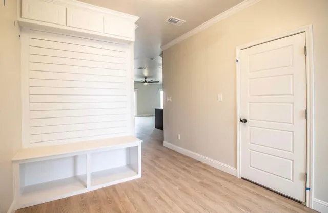 $2,200 | 7001 17th Street, Lubbock, TX 79416