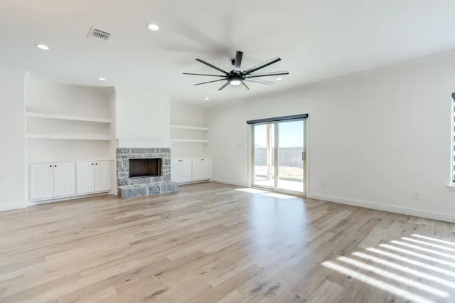 $2,200 | 7001 17th Street, Lubbock, TX 79416