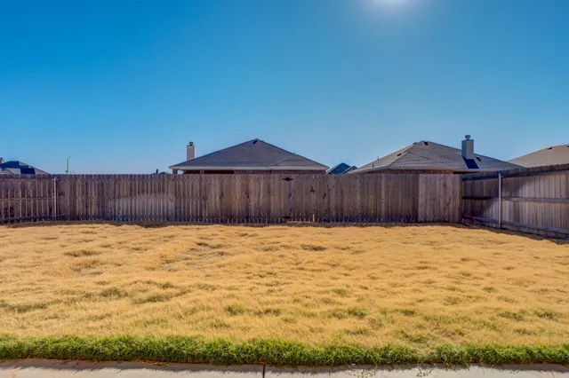 $2,200 | 7001 17th Street, Lubbock, TX 79416