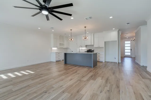 $2,200 | 7001 17th Street, Lubbock, TX 79416