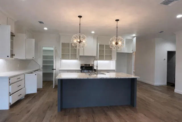 $2,200 | 7001 17th Street, Lubbock, TX 79416