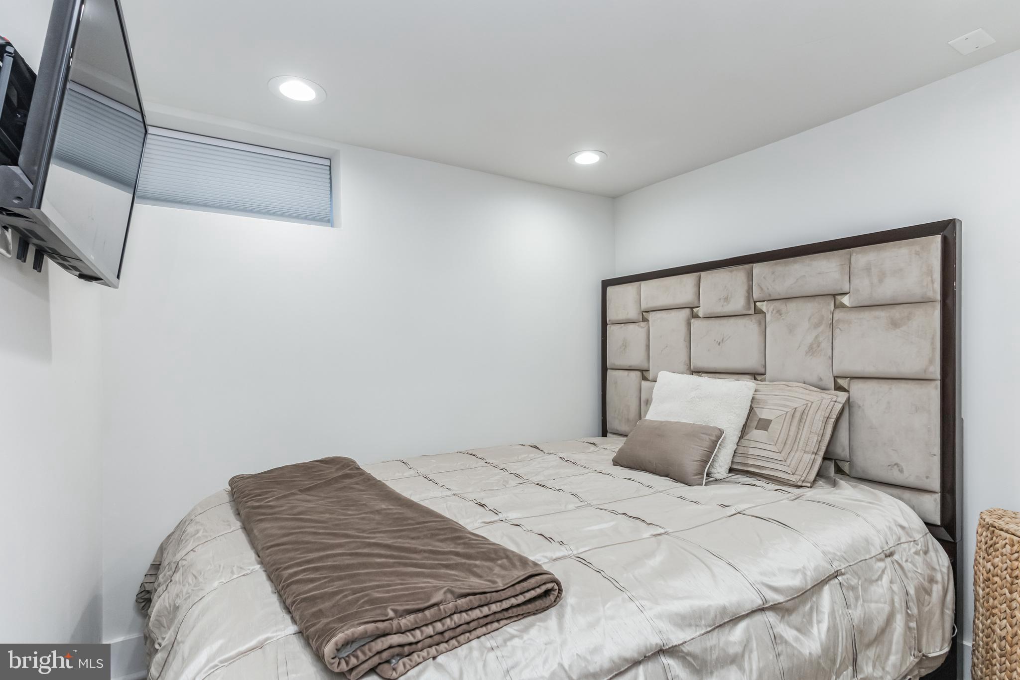 1912 D Street Northeast Washington, DC 20002 - Photo 14 of 15