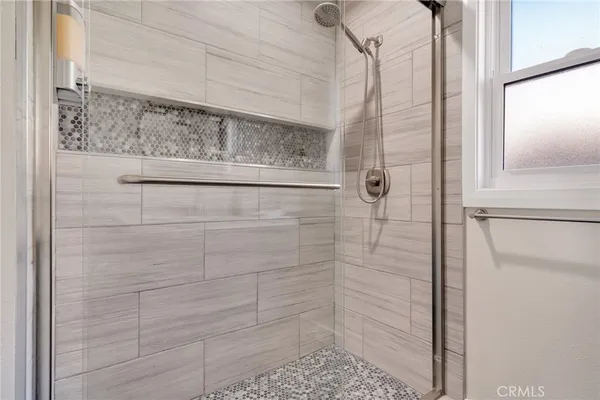 $5,250 | 225 East Arrow Highway, Claremont, CA 91711