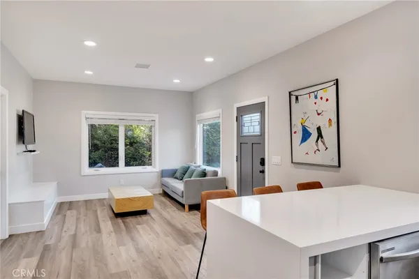 $5,250 | 225 East Arrow Highway, Claremont, CA 91711