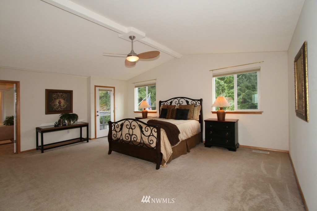 3213 179th Street Southeast Bothell, WA 98012 - Photo 11 of 15 Gallery Image 11