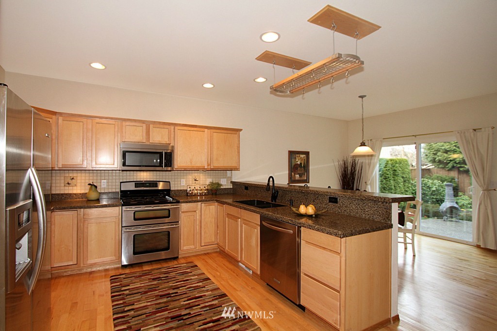 3213 179th Street Southeast Bothell, WA 98012 - Photo 9 of 15 Gallery Image 9