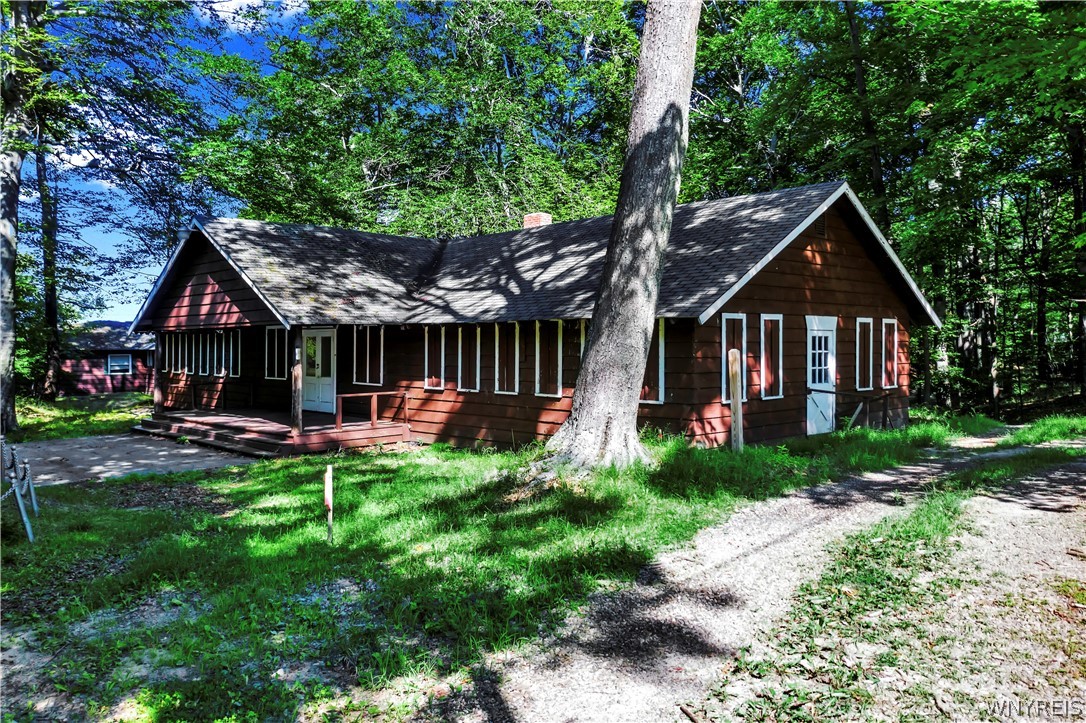 8462 Lake Shore Road Evans, NY 14006 - Photo 16 of 34