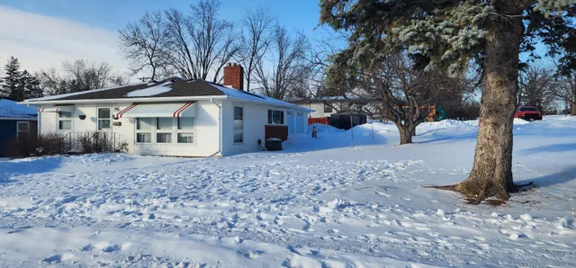 $339,900 | 420 James Street, Detroit Lakes, MN 56501