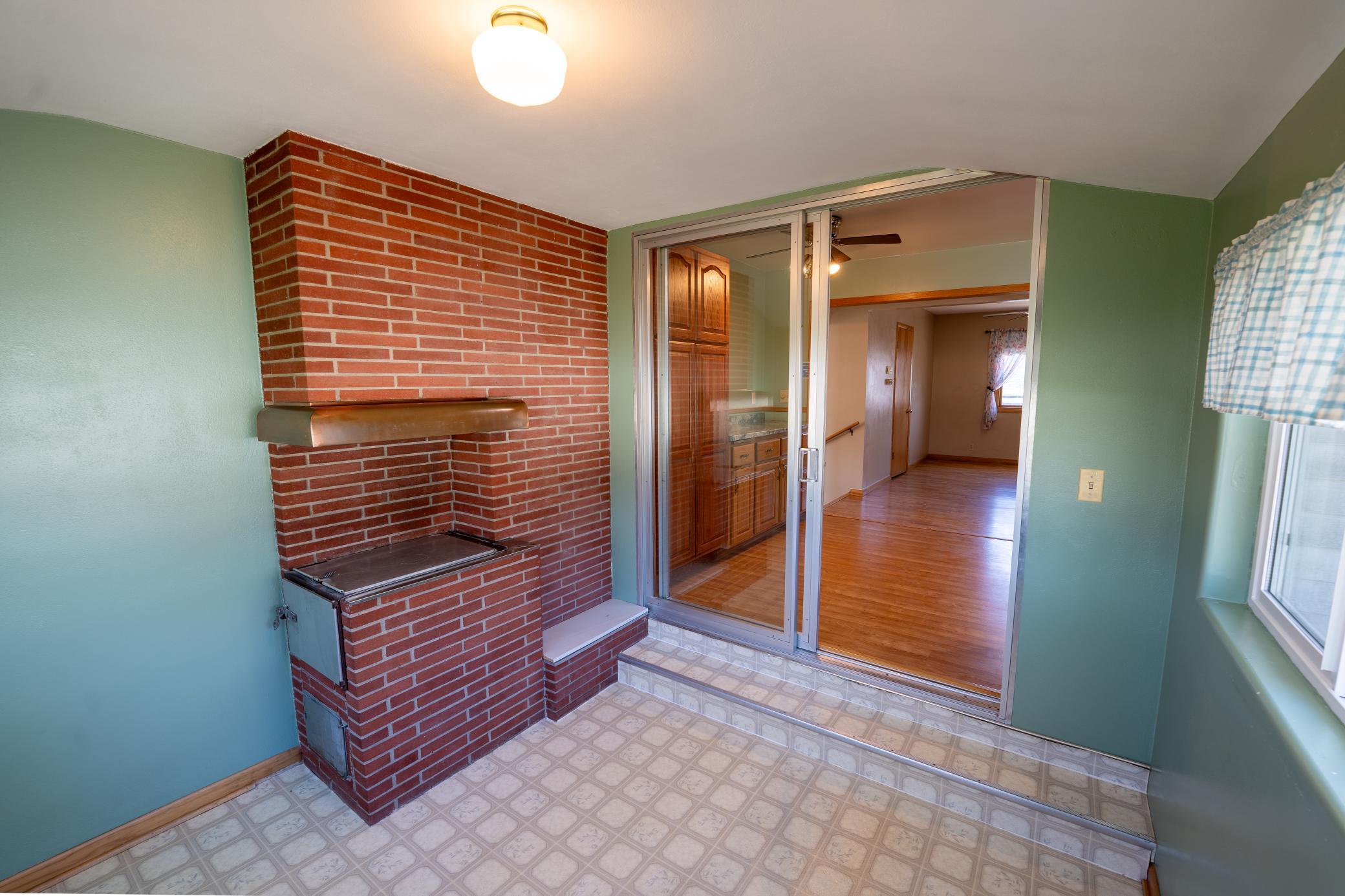 420 James Street Detroit Lakes, MN 56501 - Photo 7 of 29