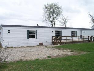 8760 East Colonville Road Clare, MI 48617 - Photo 1 of 10 Primary Photo
