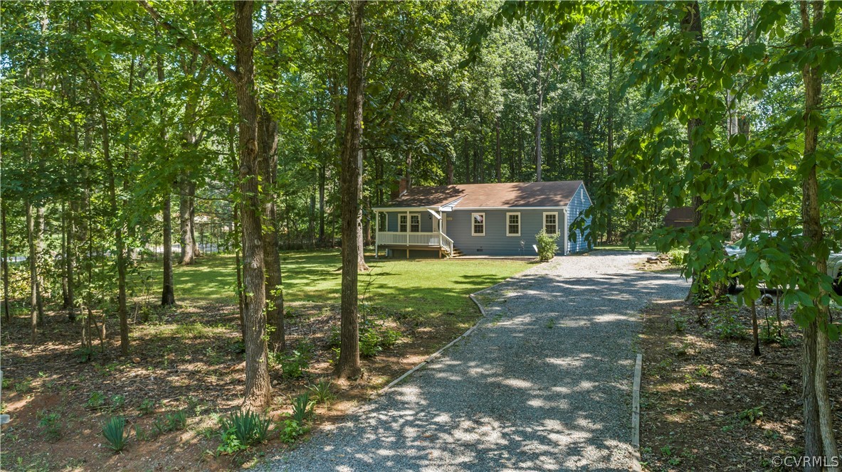 2460 Mountain View Road Powhatan, VA 23139 - Photo 31 of 40 Gallery Image 31