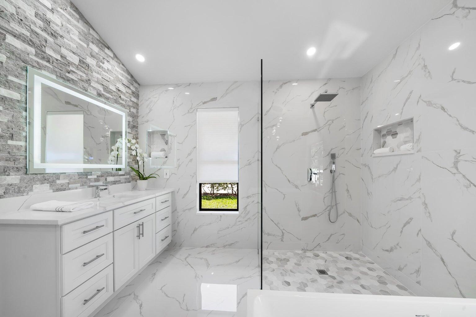 18721 Southeast River Ridge Road Jupiter, FL 33469 - Photo 15 of 74 Master Bath 3