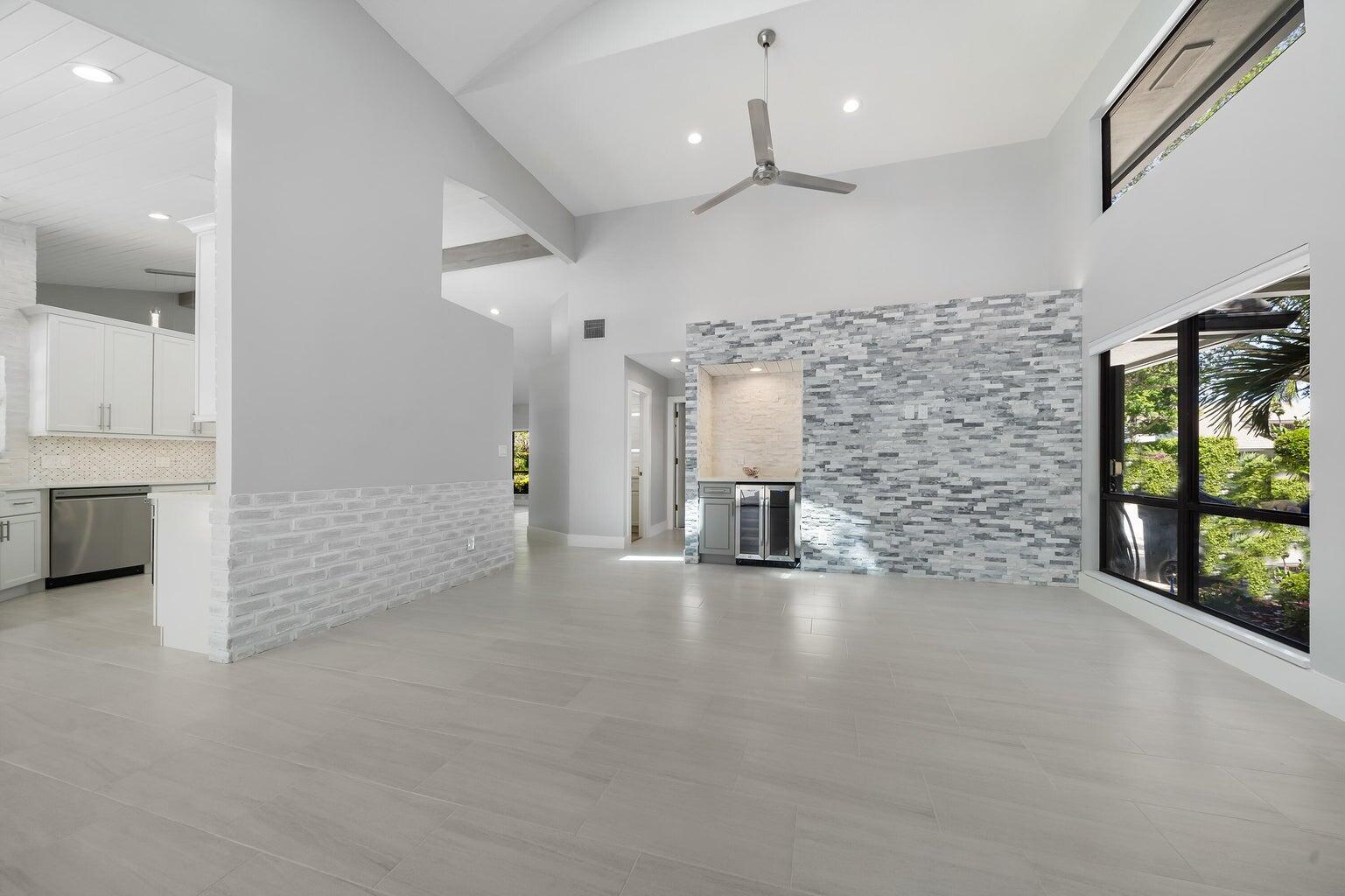 18721 Southeast River Ridge Road Jupiter, FL 33469 - Photo 17 of 74 living room 2