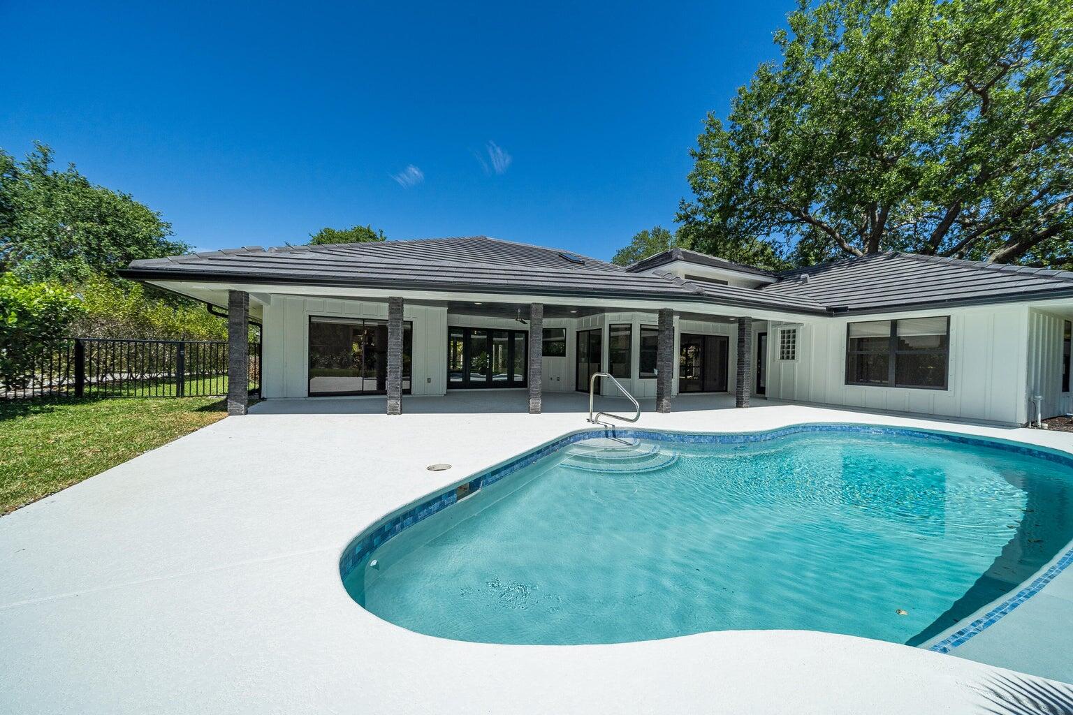 18721 Southeast River Ridge Road Jupiter, FL 33469 - Photo 21 of 74 back pool area 2
