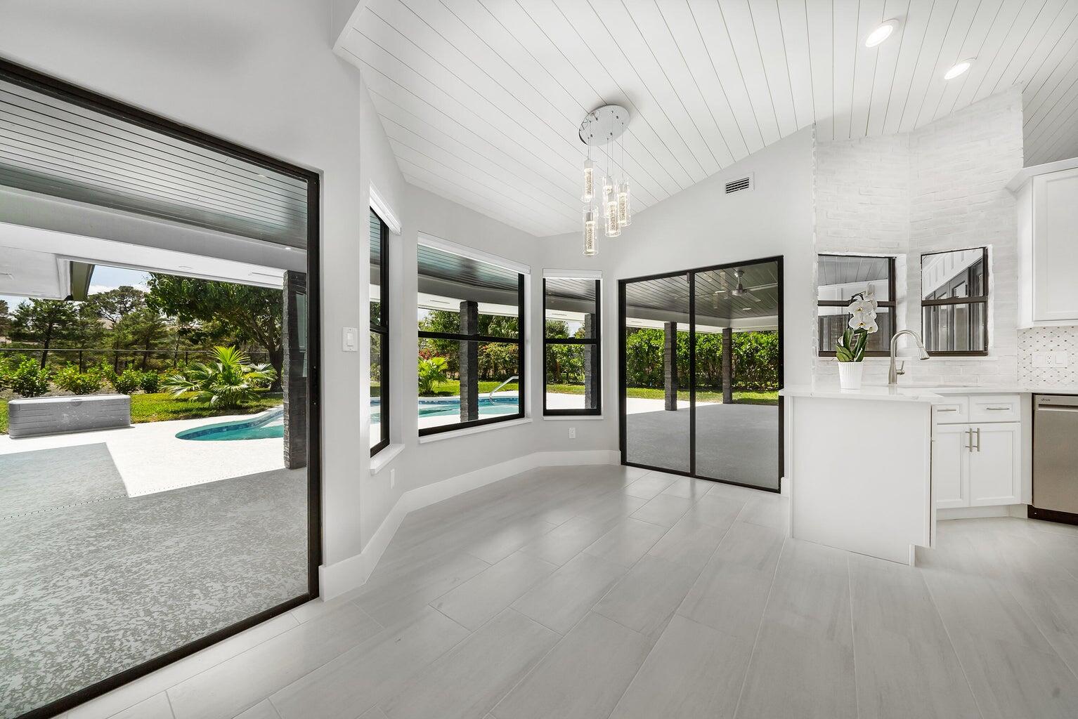 18721 Southeast River Ridge Road Jupiter, FL 33469 - Photo 3 of 74 breakfast area