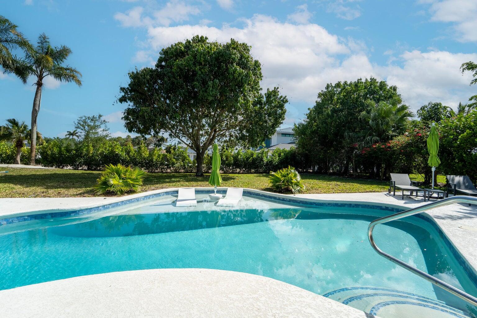 18721 Southeast River Ridge Road Jupiter, FL 33469 - Photo 47 of 74 River Ridge Hedge