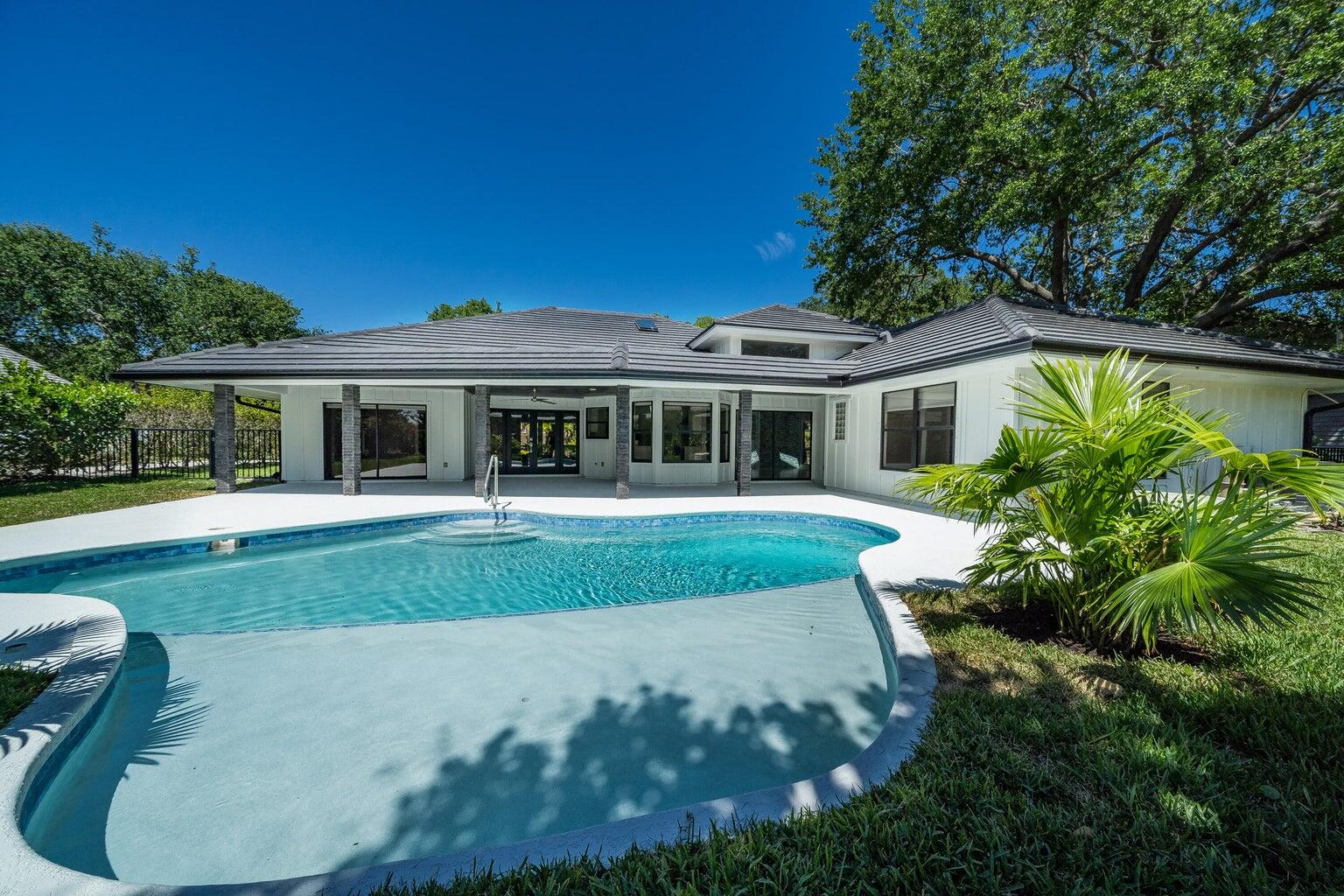 18721 Southeast River Ridge Road Jupiter, FL 33469 - Photo 7 of 74 back pool area