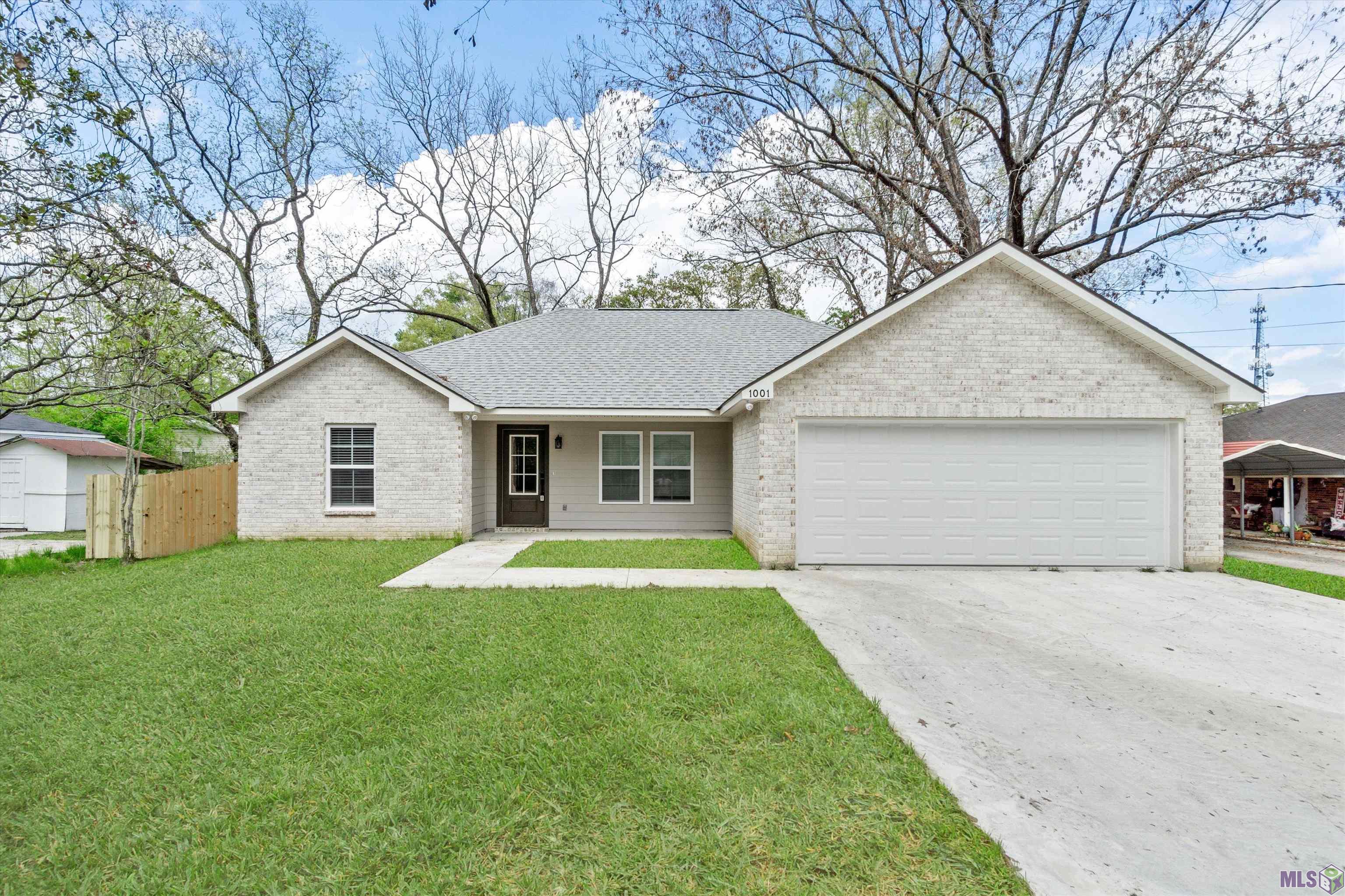 1001 Rodeo Drive Denham Springs, LA 70726 - Photo 2 of 15 Gallery Image 2