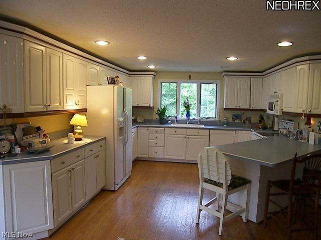 7635 Fields Road Chagrin Falls, OH 44023 - Photo 7 of 17