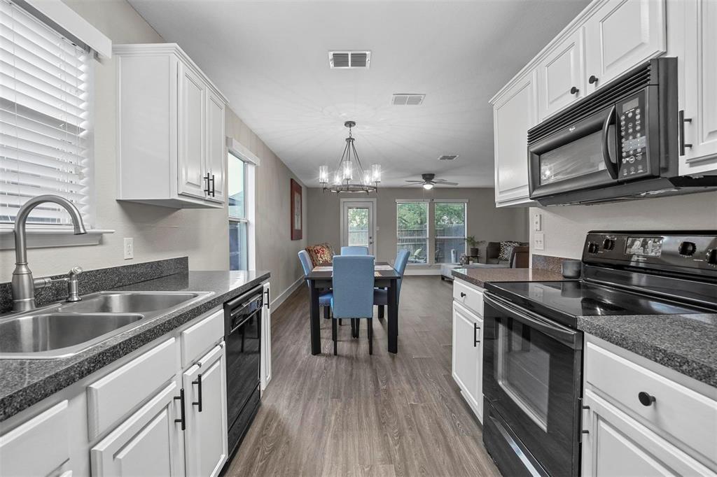 5113 Mountain Spring Trail Fort Worth, TX 76123 - Photo 14 of 35