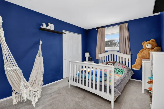 $359,000 | 522 Apache Lane, Carol Stream, IL 60188