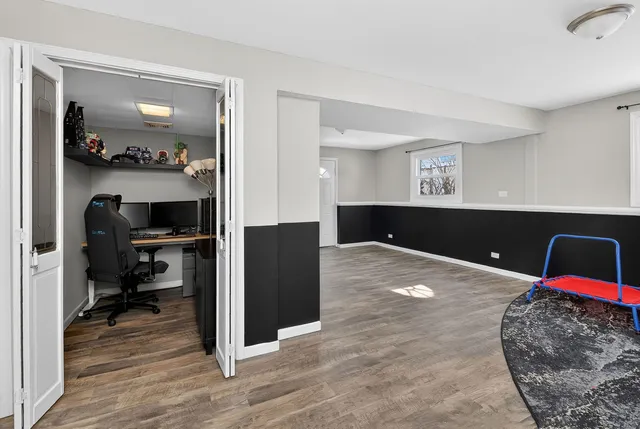 $359,000 | 522 Apache Lane, Carol Stream, IL 60188