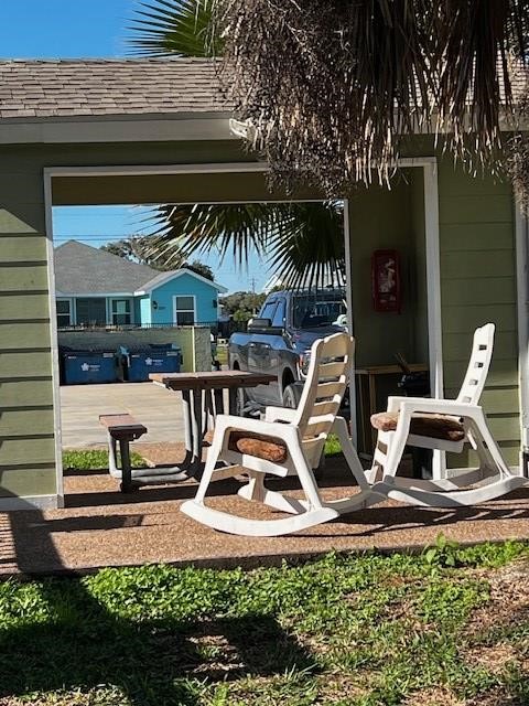 2290 North Fulton Beach Road, Unit B317 Rockport, TX 78382 - Photo 35 of 40 a view of a park with plants