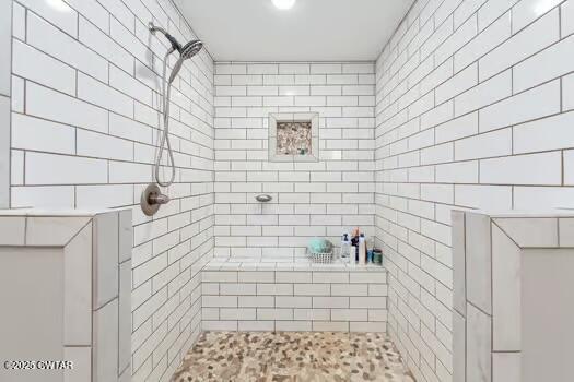 562 Old Jackson Road Henderson, TN 38340 - Photo 22 of 42 a bathroom with a shower