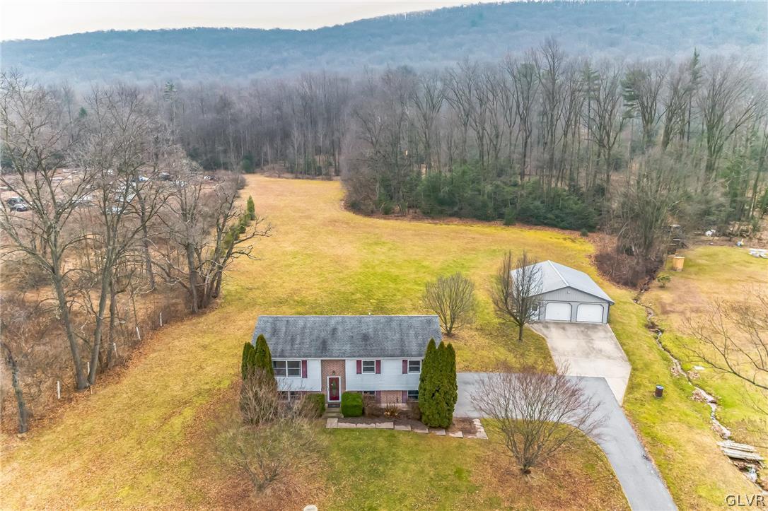 284 Hill Road Hegins, PA 17938 - Photo 6 of 36 Gallery Image 6