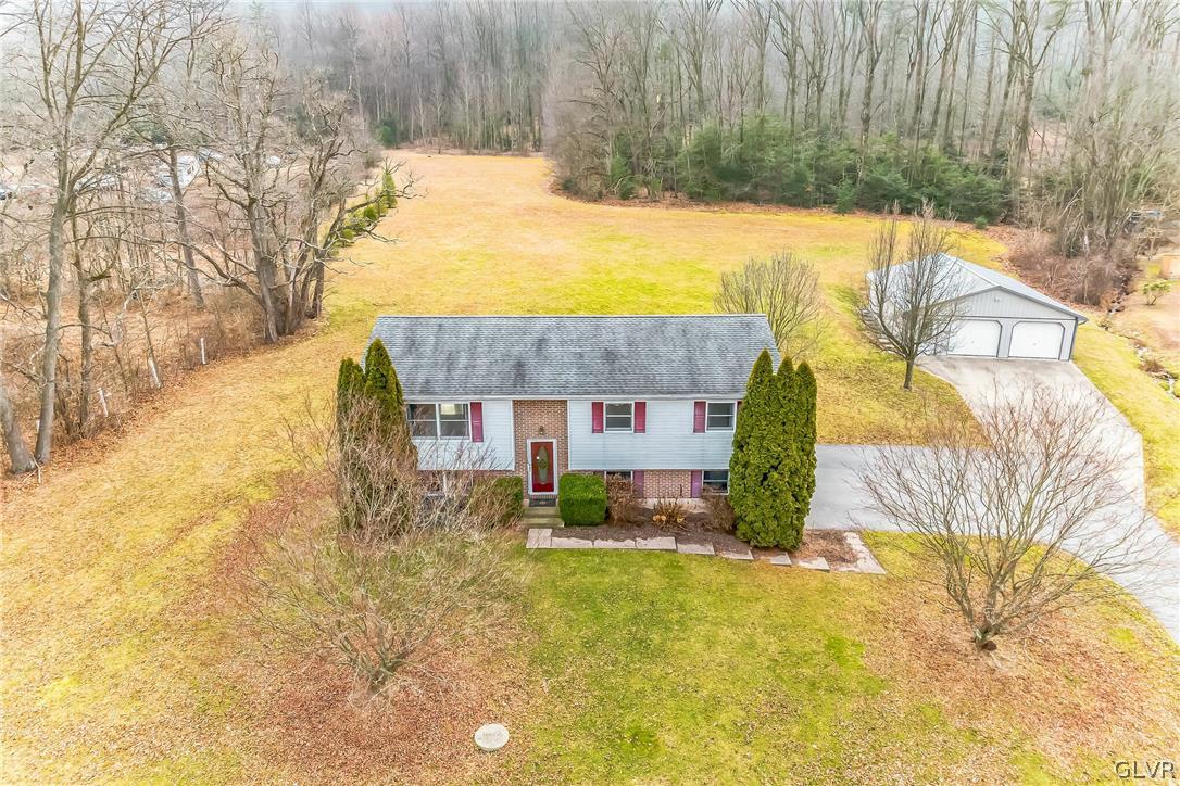 284 Hill Road Hegins, PA 17938 - Photo 7 of 36 Gallery Image 7