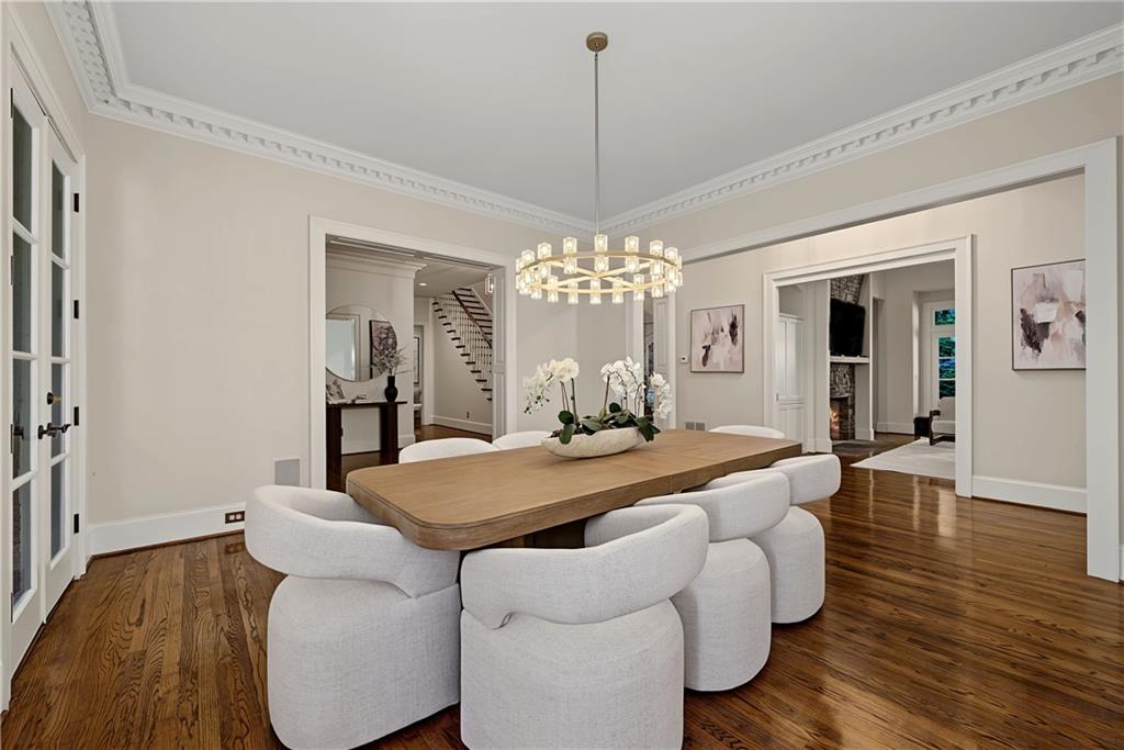 82 Blackland Road Northwest Atlanta, GA 30342 - Photo 10 of 42 Gallery Image 10