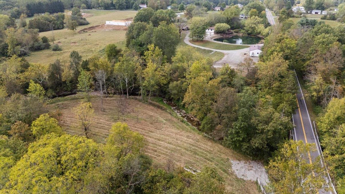 6069 Middleboro Road Blanchester, OH 45107 - Photo 2 of 43