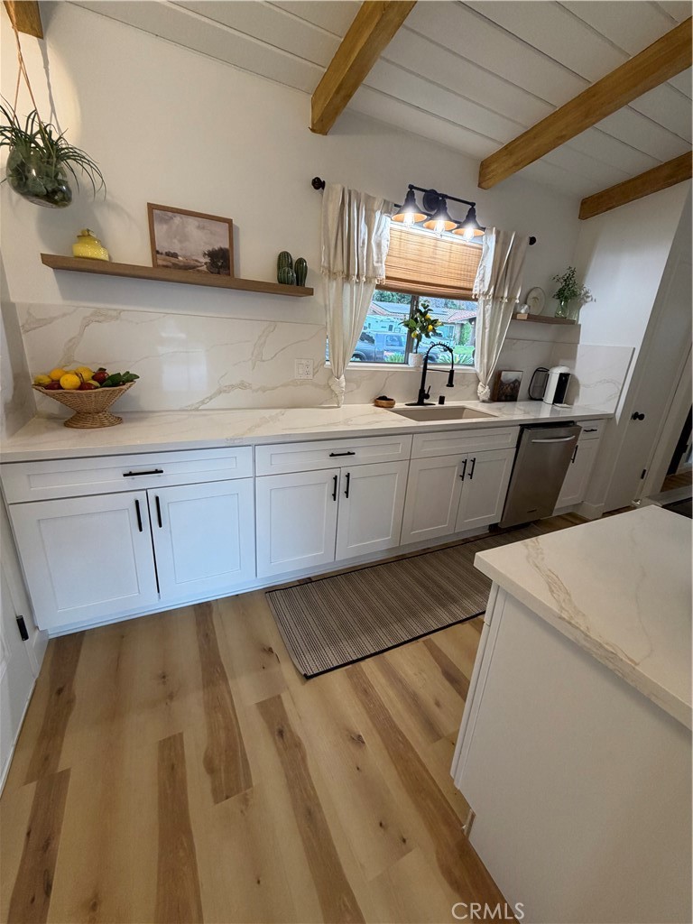 3252 Vía Altamira Fallbrook, CA 92028 - Photo 15 of 48