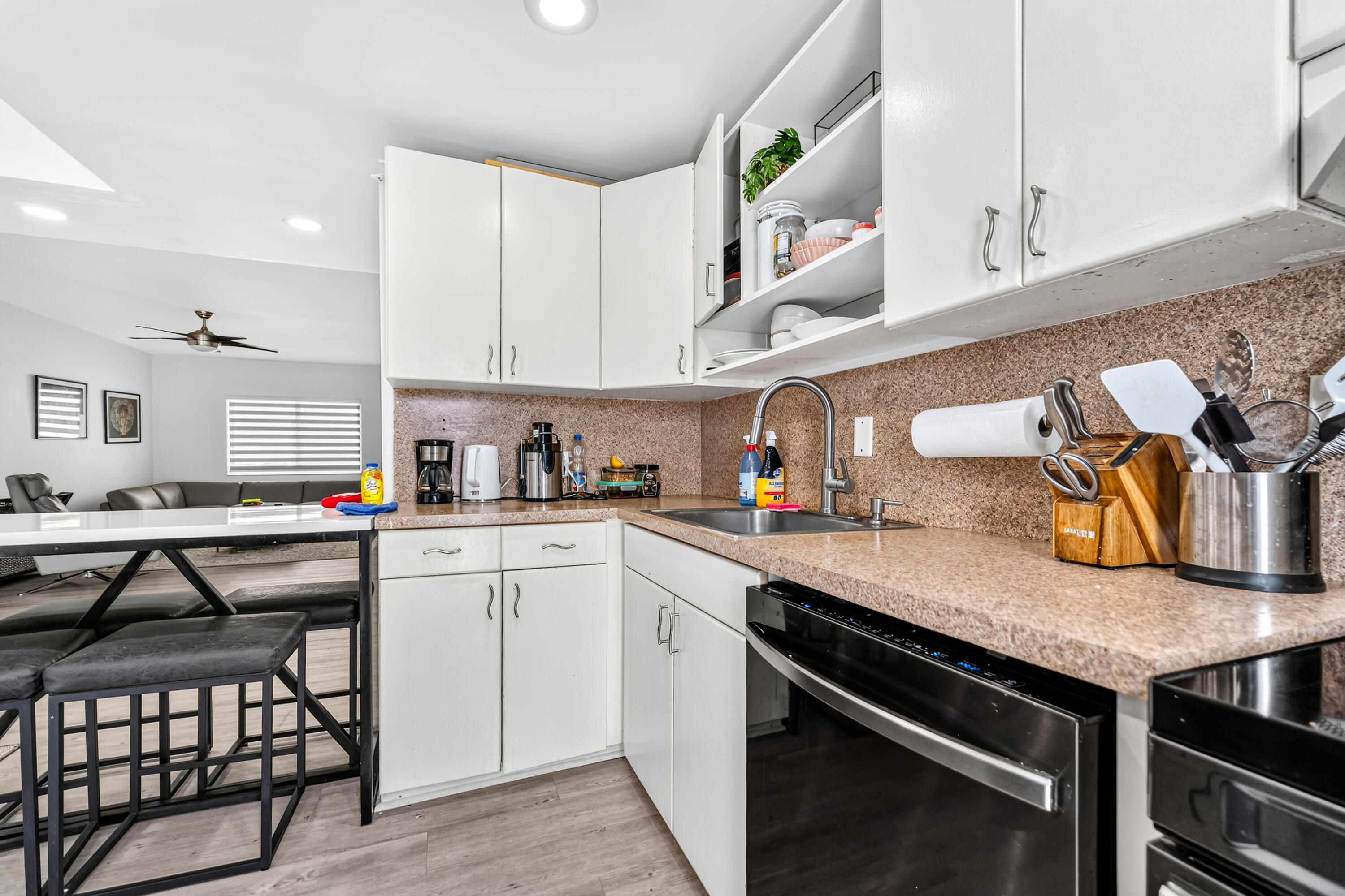 8956 Collins Avenue, Unit 4 Surfside, FL 33154 - Photo 19 of 34 DSC04542