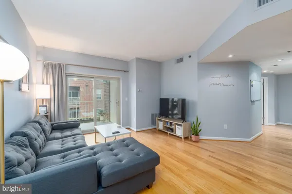 $2,700 | 960 Fell Street, Unit 603, Baltimore, MD 21231