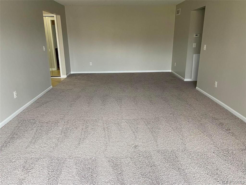 29644 Middlebelt Road, Unit 54 Farmington Hills, MI 48334 - Photo 19 of 31