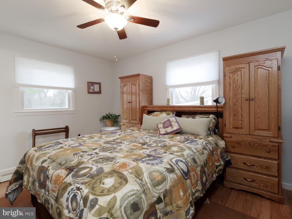 6008 Burnt Oak Road Baltimore, MD 21228 - Photo 14 of 30 Bedroom (Master)