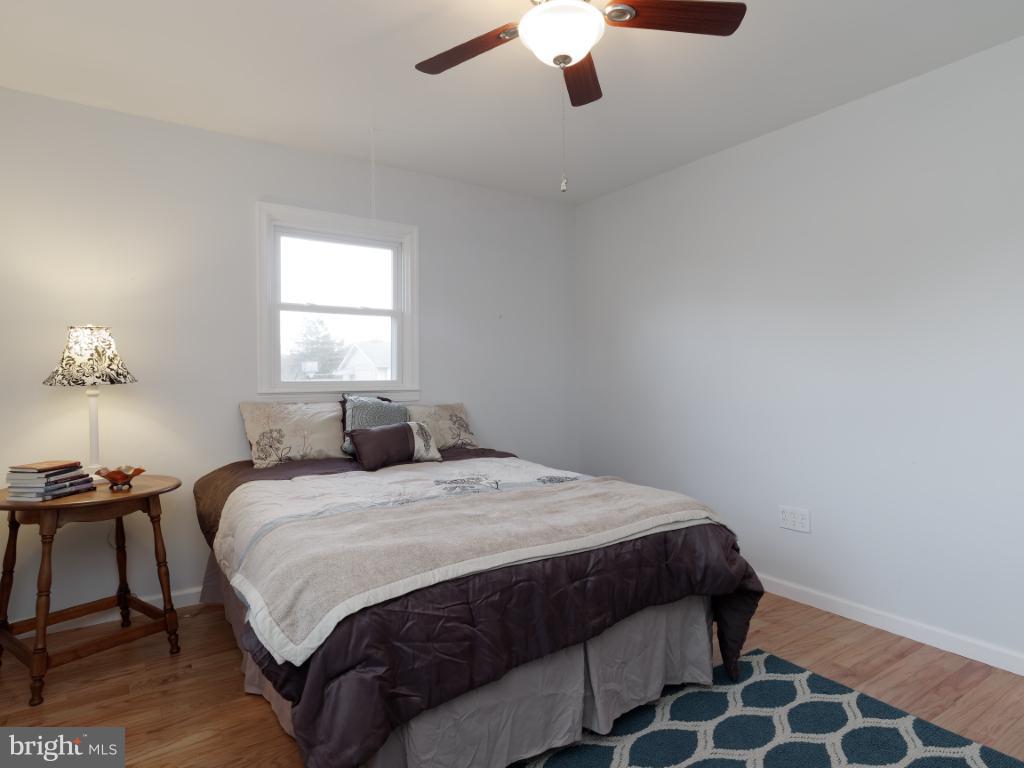 6008 Burnt Oak Road Baltimore, MD 21228 - Photo 20 of 30 Bedroom