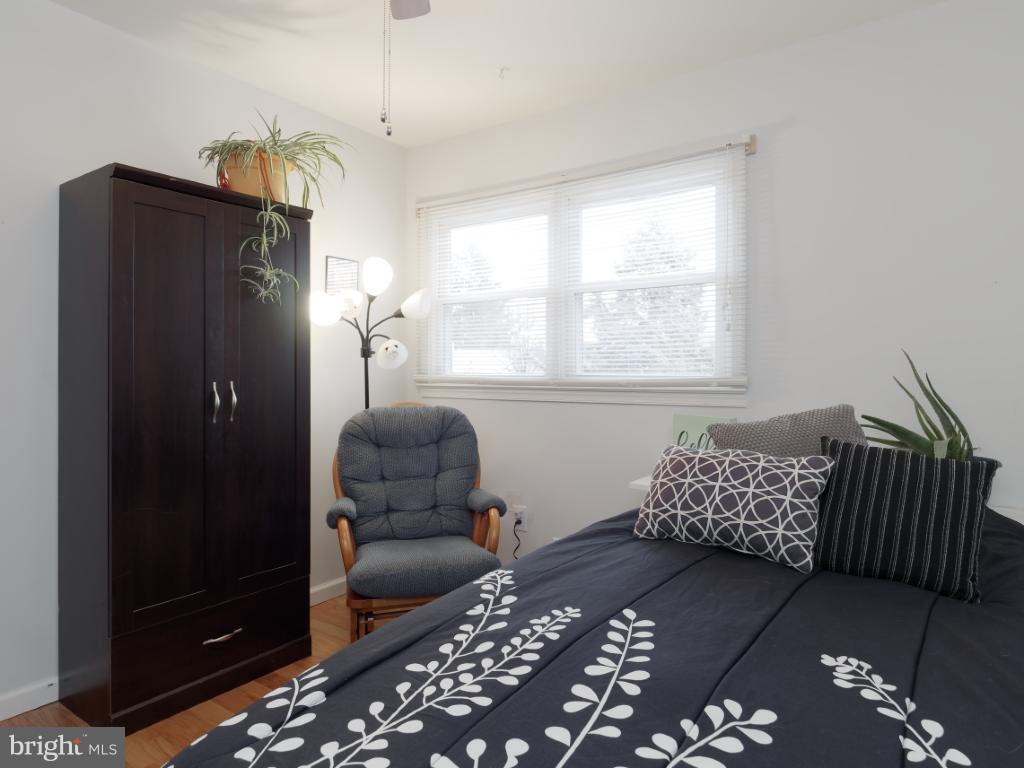 6008 Burnt Oak Road Baltimore, MD 21228 - Photo 22 of 30 Bedroom