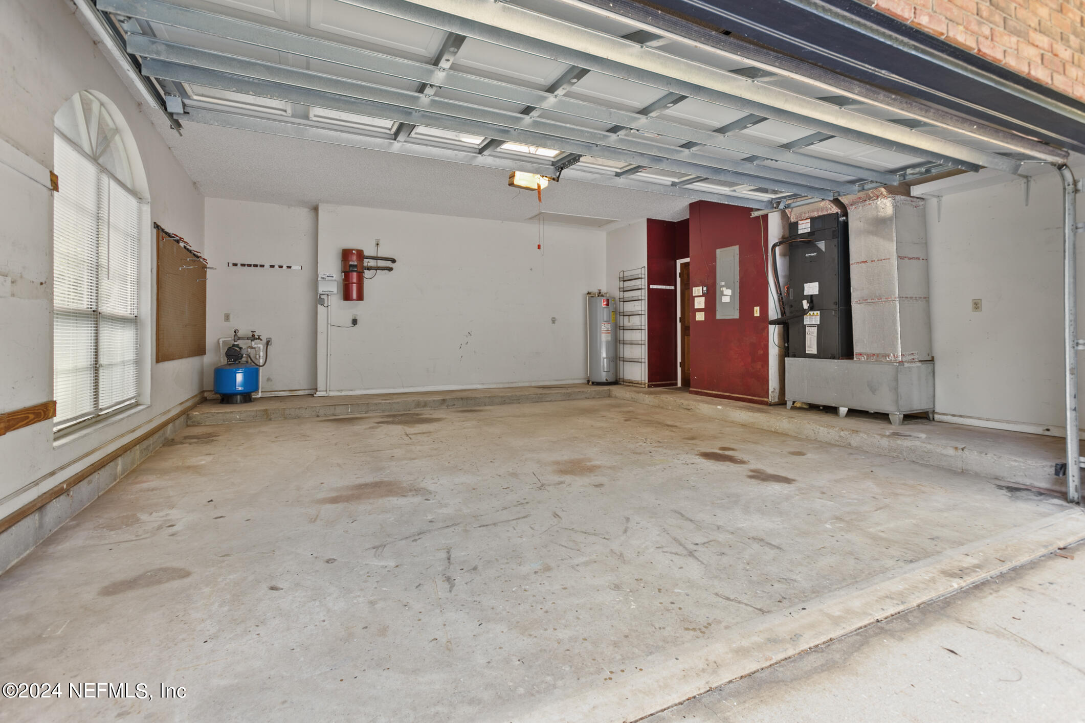 11926 Mandarin Road Jacksonville, FL 32223 - Photo 50 of 66 Garage interior